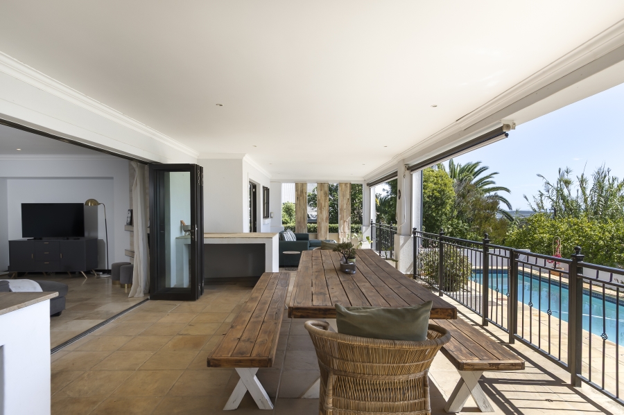 To Let 4 Bedroom Property for Rent in Heldervue Western Cape